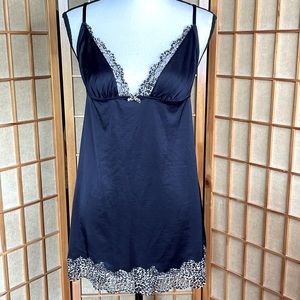 VICTORIA’S SECRET Nightgown Slip Dress Shaping Control Black Nightgown